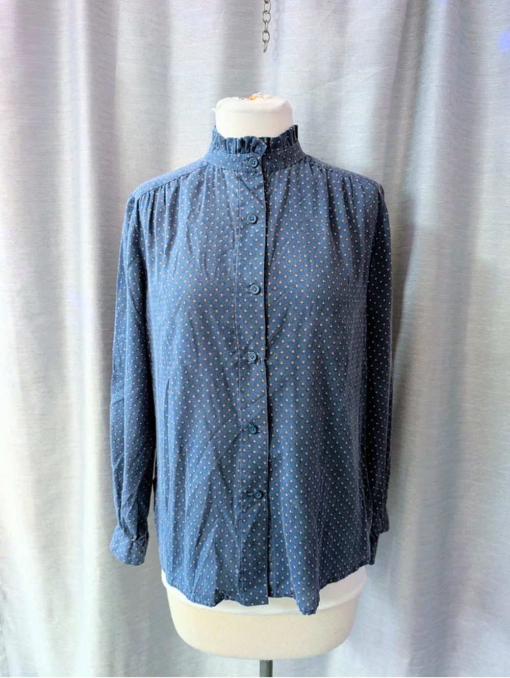 Vintage 70s Blue Red Dot Ruffled Button Up Blouse M